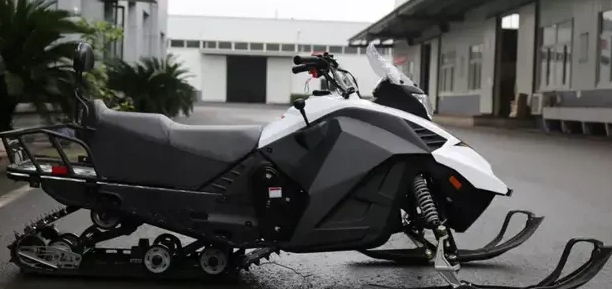 Снегоход ULAR 220 в Коломне