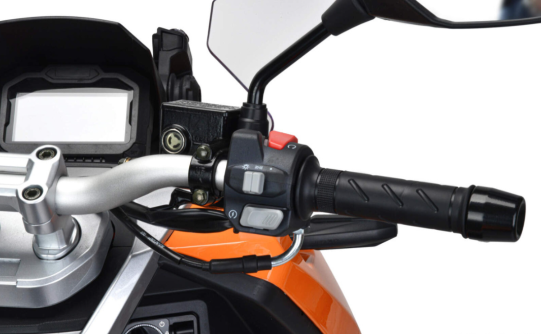 Скутер MOTOLAND (МОТОЛЕНД) T-MAX 150 в Коломне