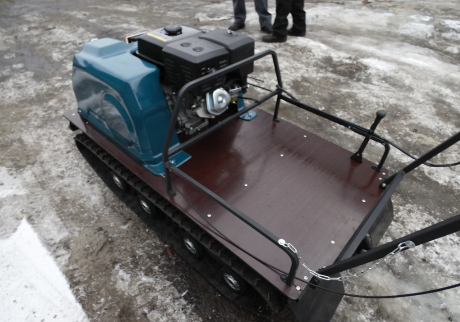 Мотобуксировщик AhtaR LR13 с реверс-вариатором Буран (задний ход) в Коломне