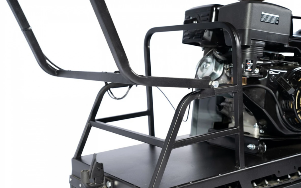 Мотобуксировщик БУРЛАК-M2 LFK 20 л.с. э/с Промысловик в Коломне