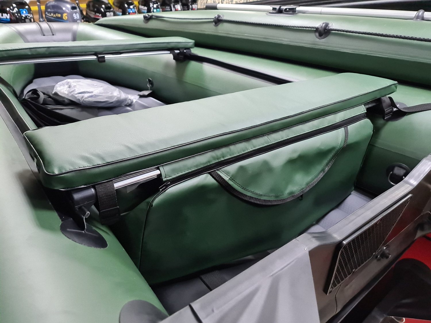 КОМПЛЕКТ МЯГКИХ НАКЛАДОК С СУМКОЙ ДЛЯ ЛОДОК 110Х20 ЗЕЛЕНЫЙ в Коломне