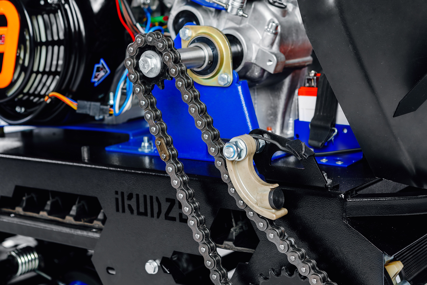 МОТОБУКСИРОВЩИК IKUDZO LONG 2.0 1700/500 EKR15 в Коломне